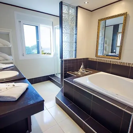 Вілла Luxe With Private Pool, Jacuzzi And Spectacular Views *