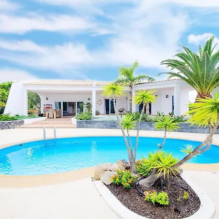 Luxe With Private Pool, Jacuzzi And Spectacular Views Villa Costa Adeje (Tenerife)