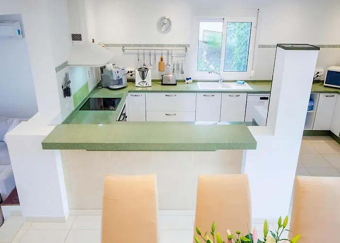 Luxe With Private Pool, Jacuzzi And Spectacular Views Costa Adeje (Tenerife)