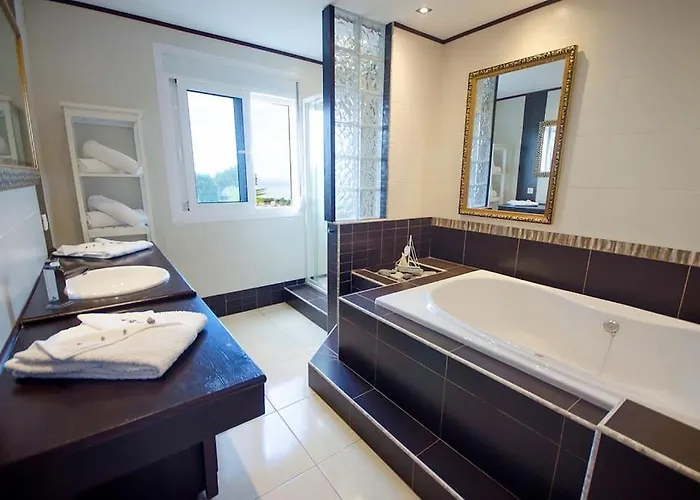 Villa Luxe With Private Pool, Jacuzzi And Spectacular Views *