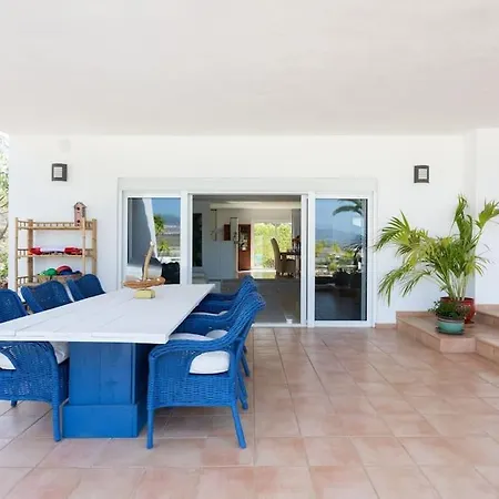 Villa Luxe With Private Pool, Jacuzzi And Spectacular Views